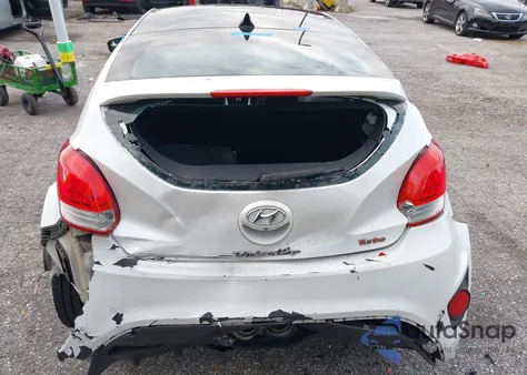 2016 Hyundai Veloster Turbo из США, поврежденный, VIN KMHTC6AE2GU269472